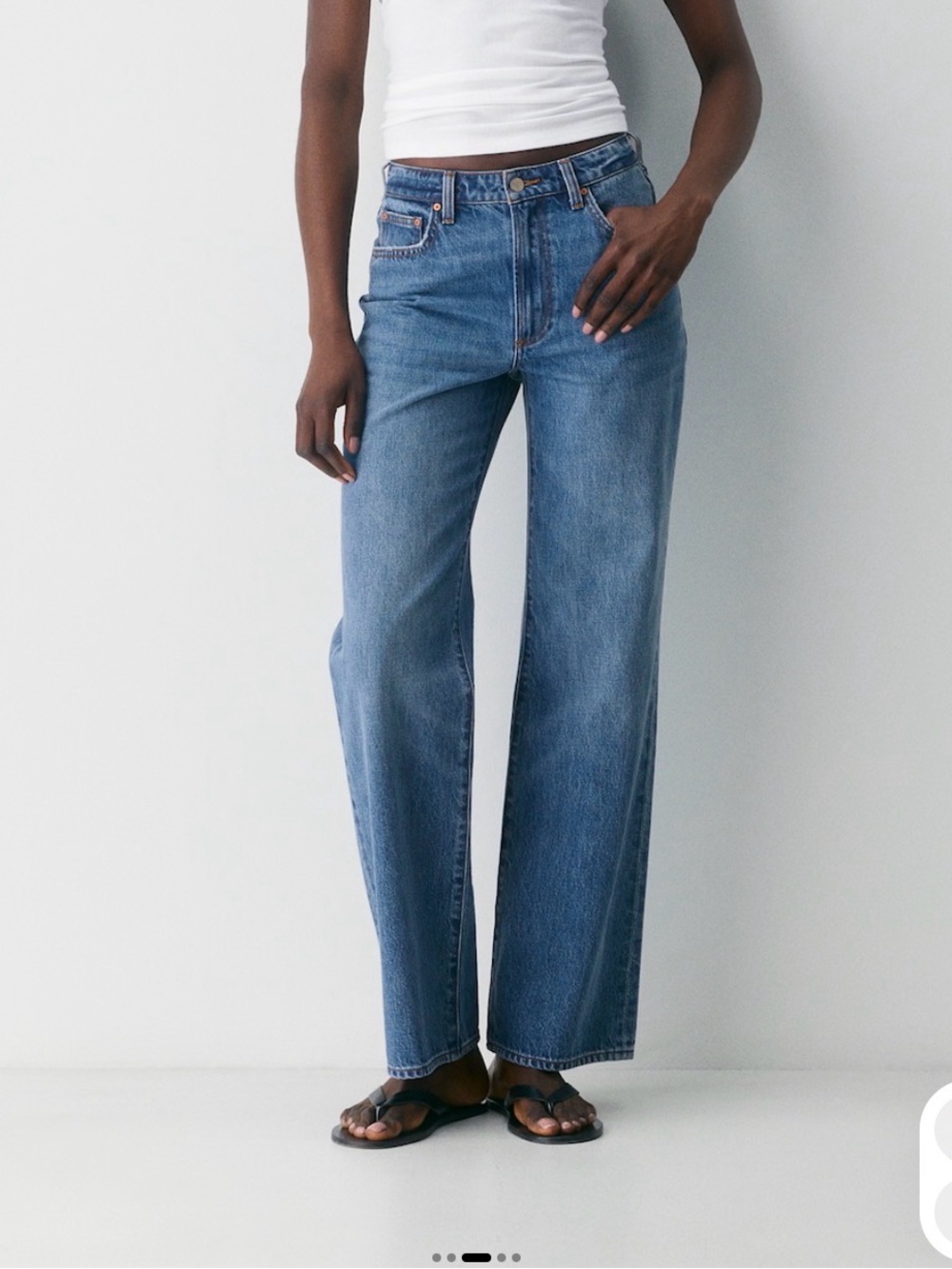 Aritzia Farrah Curve